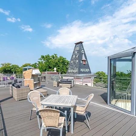 Apartment Hintze, App. 13 *