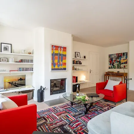 Hintze, App. 13 Apartment